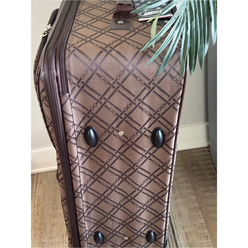 American Flyer Pemberly Buckles Piece Luggage Classic Brown- Travel